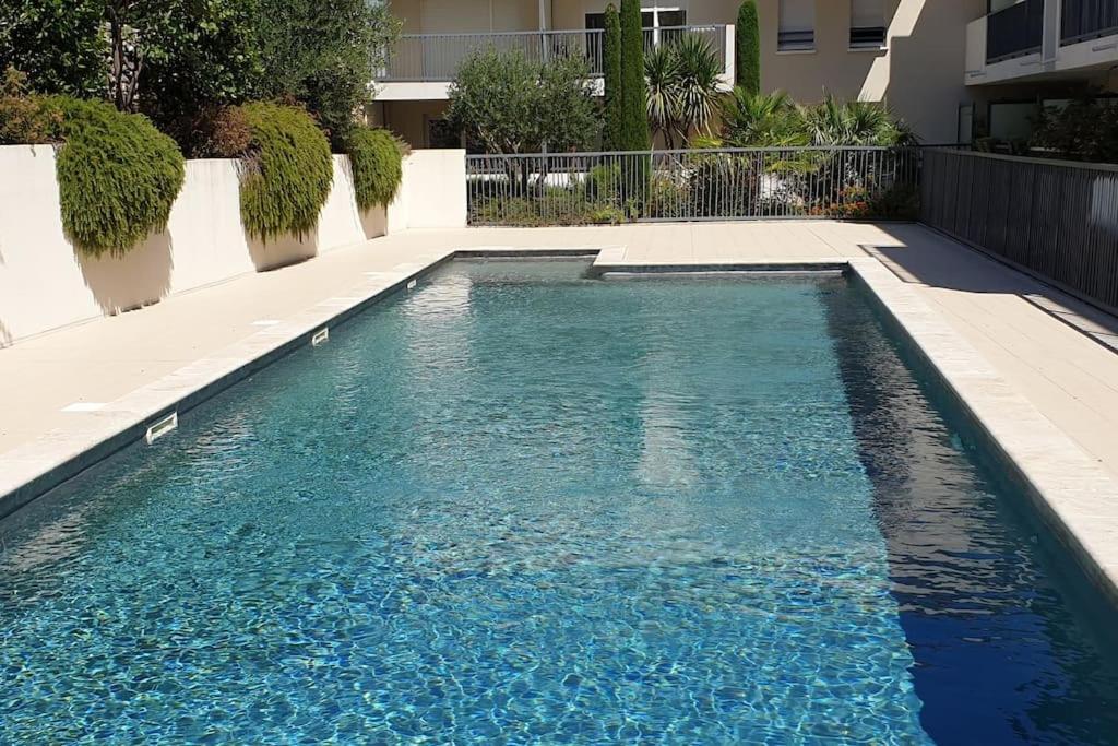 Appartement 2 Pers, Terrasse, Piscine, Parking Saint-Remy-de-Provence Exterior photo